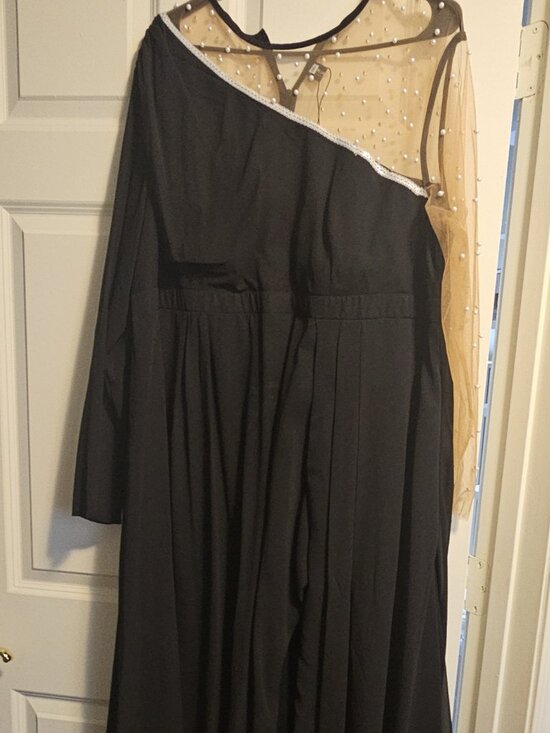 Dresses & Skirts - Women's plus size evening gown